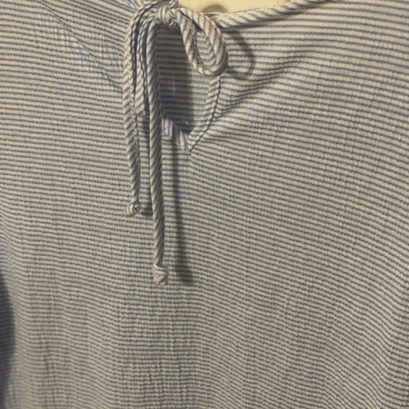 Lauren Conrad, Blue/ White Stripe, 3/4 Flounce Sleeve, Tie-Back Top, Size L - Picture 3 of 4